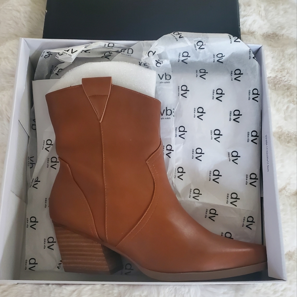 New Ankle Dolce Vita Bootie